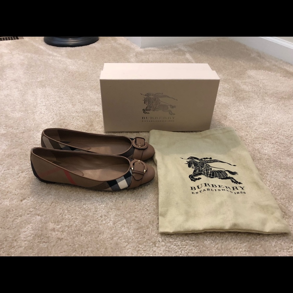 Burberry Ballerina Flats